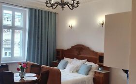 Prestige Aparthotel Piotrkowska 82 - wyjątkowy widok na deptak